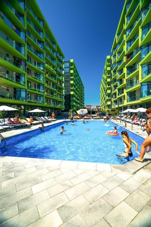 Mur Apartament Alezzi Beach Resort Năvodari Exterior foto